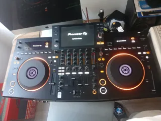 Controladora DJ Pioneer Opus Quad
