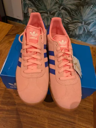 Zapatillas Adidas Rosas y Azules