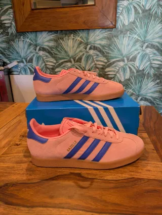 Zapatillas Adidas Rosas y Azules