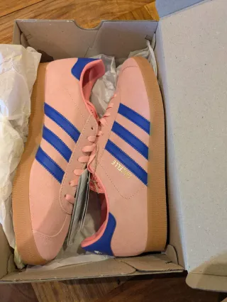 Zapatillas Adidas Rosas y Azules
