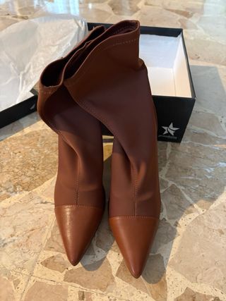 Stivaletti PrimaDonna marroni tacco alto