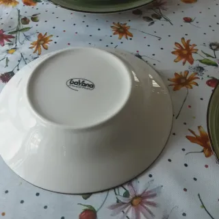 Set 18 pezzi piatti ceramica per 6 persone