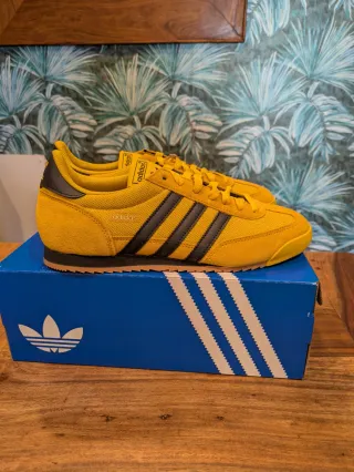 Zapatillas Adidas Amarillas y Negras