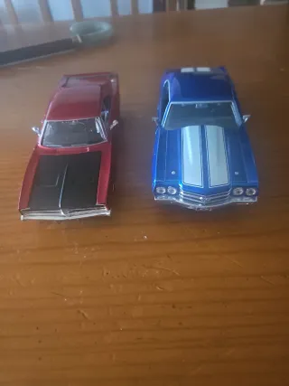 2 Coches a Escala 1/24 Chevelle y Charger