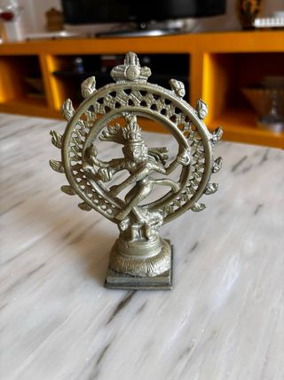 Figura de bronce bailarina hindú