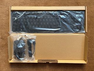 Teclado y Ratón Dell (con cable) KM3322W Español