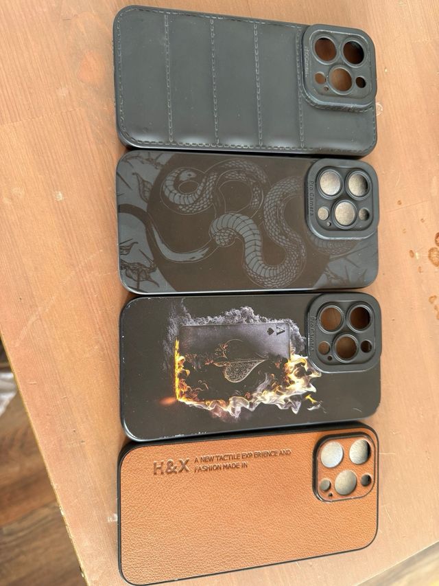 4 Carcasas iPhone 13 Pro H&X