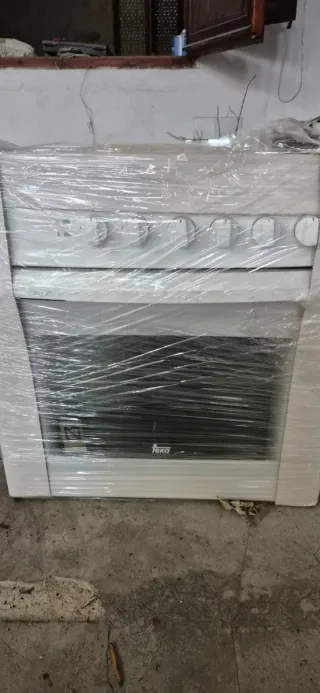 Placa vitrocerámica y horno eléctrico Teka