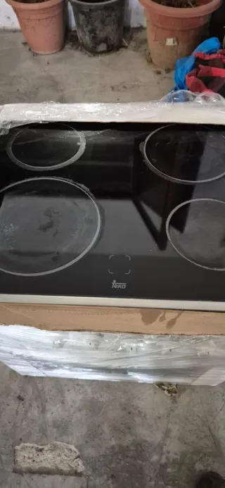 Placa vitrocerámica y horno eléctrico Teka