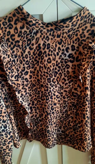 Blusa Zara Leopardo Talla M