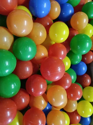 Bolas de plástico para niños 6 cm