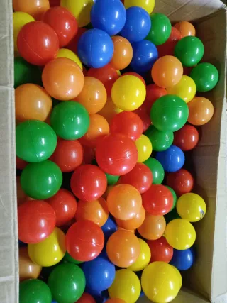 Bolas de plástico para niños 6 cm