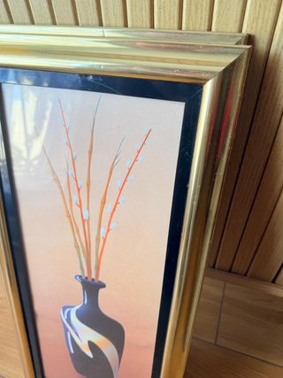 Cuadro decorativo metal dorado