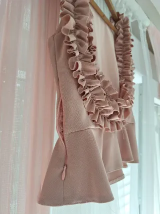 Conjunto Top y Falda Rosa Elegante