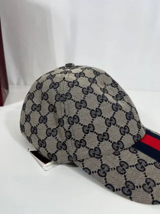 Gorra Gucci Beige y Roja