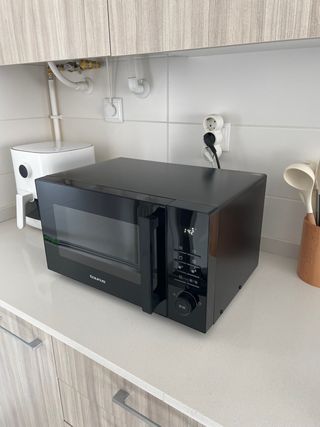 Microondas Taurus 25L Negro