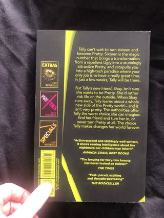 Pack 4 libros de la Saga Uglies - Scott Westerfeld