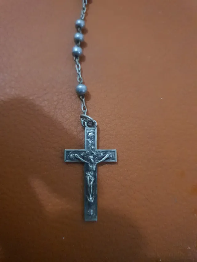 Rosario d'argento e braccialetto