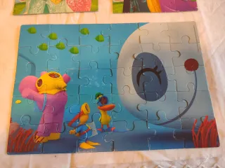 Puzzles Disney Princesas y Pocoyó