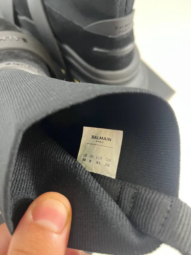 Zapatillas Balmain Negras y Doradas