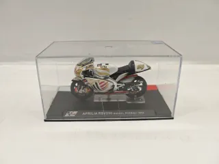 Aprilia RSV 250 Scala 1:24