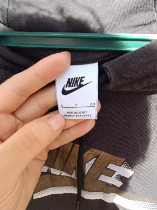Felpa Nike con cappuccio taglia S