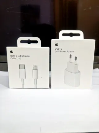 Caricatore iPhone USB-C e cavo Apple