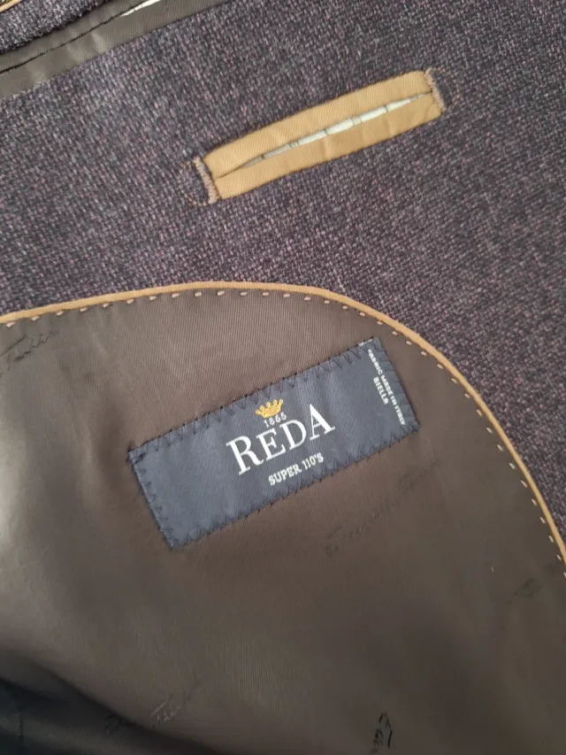 Americana morado oscuro hombre