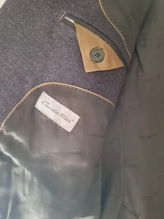 Americana morado oscuro hombre