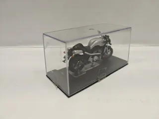 Modellino Voxan 1000 Black Magic Scala 1:24