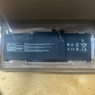 Batteria KYUER BTY-M49 per MSI Modern 14 B4M B4MW B10M B10MW B10R B10RAS B10RASW B10RBS B10RBSW B11M B11MO B11MOU B11MOL B11S B11SB B11SBU B11SBL Prestige 14 A10M A10SC A10RAS A10RB A10RBS Summit E14...