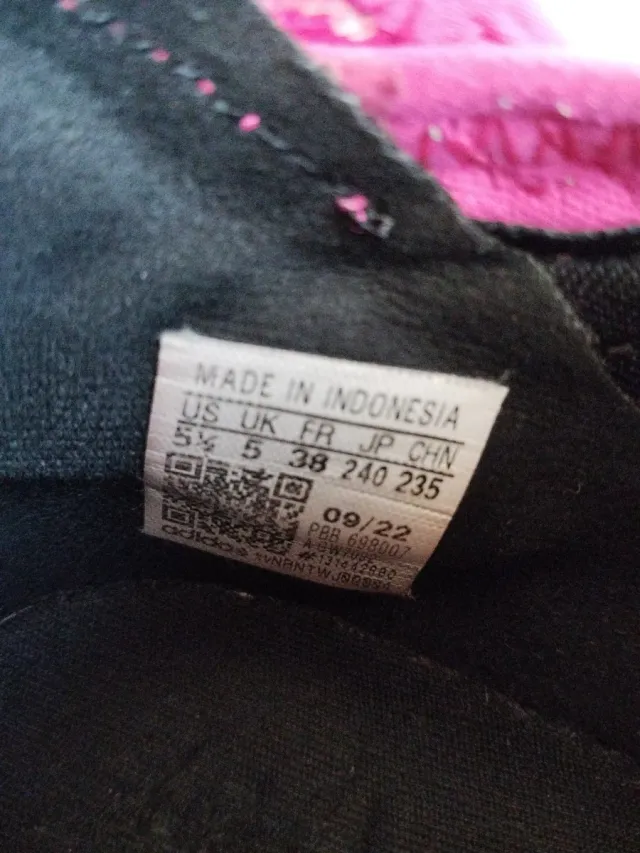 Zapatillas Adidas Predator Futbol Negro/Rosa