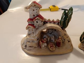 Presepe terracotta decorato a mano oro rosso