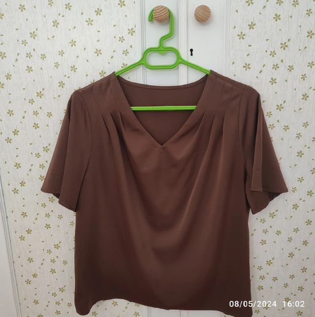 Blusa Shein Marrón Talla M