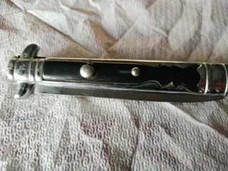 Navaja automática inox con seguro