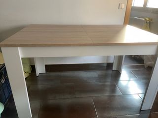 Mesa extensible roble y blanco