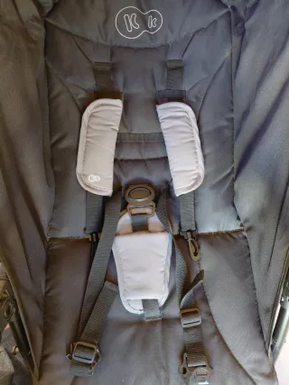 Silla de paseo Kinderkraft negra
