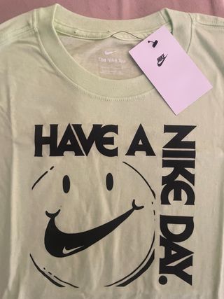 Camiseta Nike Verde Talla L KIDS 12-14 años +-