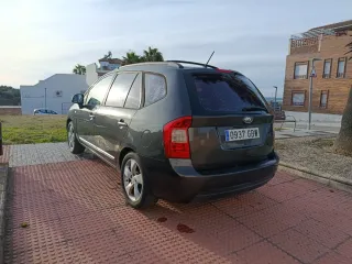 KIA Carens 2009