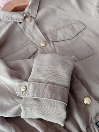 Camisa/Vestido Militar Beige con Detalles Dorados