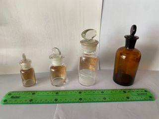 Antiche Bottiglie da Farmacia in Vetro