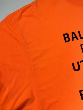 Camiseta Balenciaga Naranja