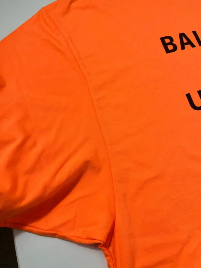 Camiseta Balenciaga Naranja