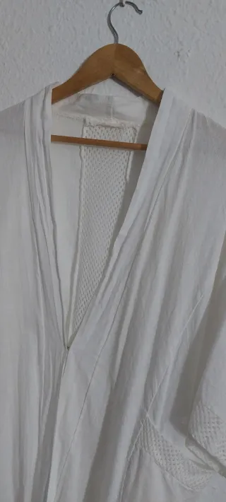 Blusón blanco detalles encaje