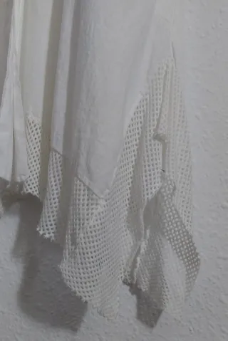 Blusón blanco detalles encaje