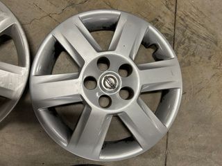 Juego 4 Tapacubos Nissan en 16 pulgadas