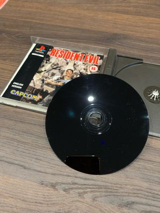 Resident Evil 1 PS1 PAL Inglese