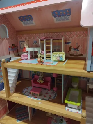 Casita de muñecas de madera(sin Silvanians)