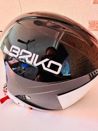 Casco de esquí BRIKO