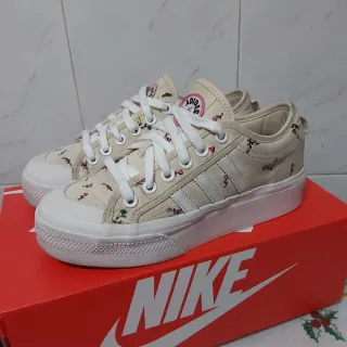 Zapatillas Adidas Nizza T39 1/3 Plataforma.